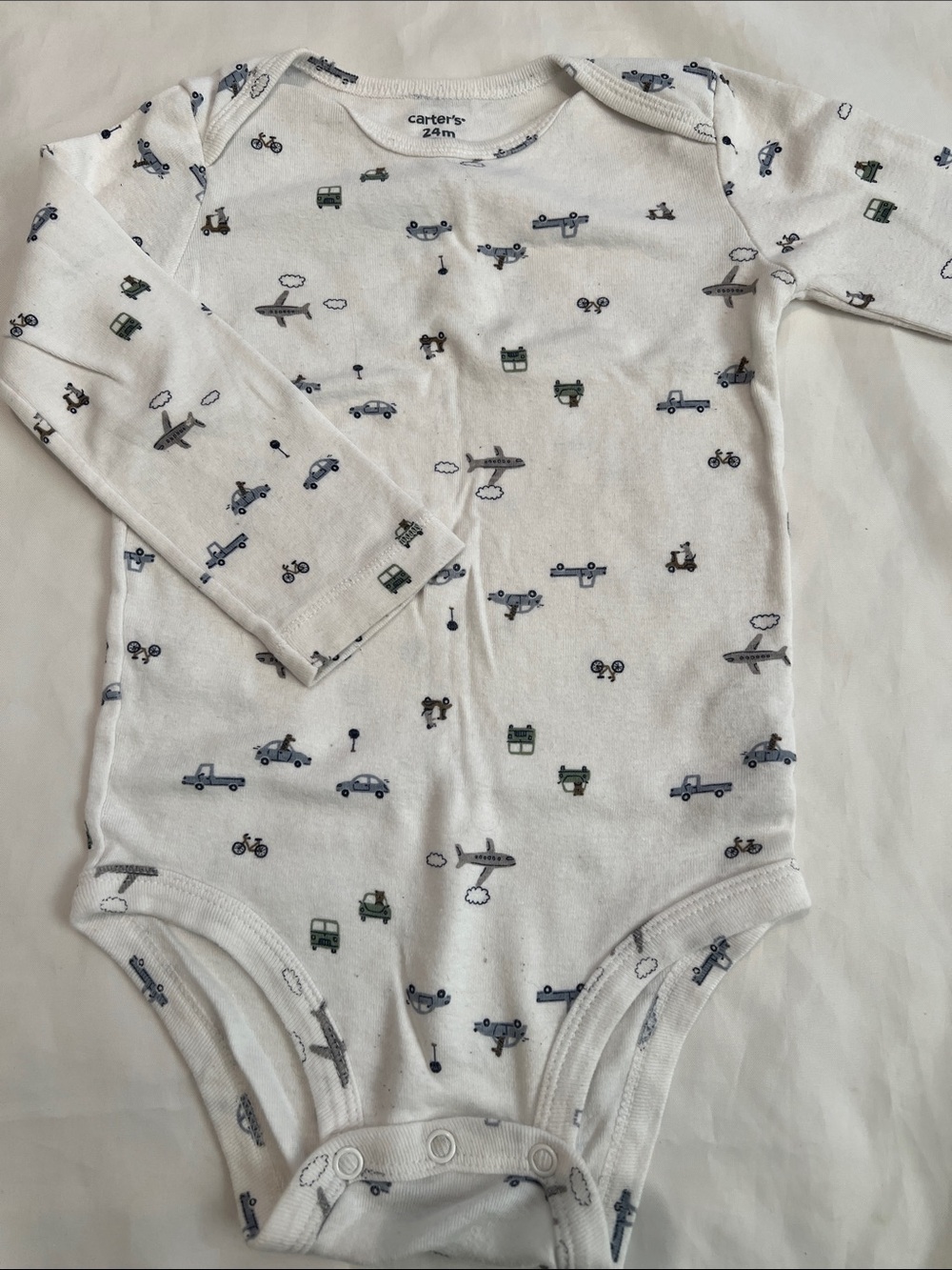 “Bundle 10/$13” Carter's 24m White Long-Sleeve One-Piece bodysuit boy cars